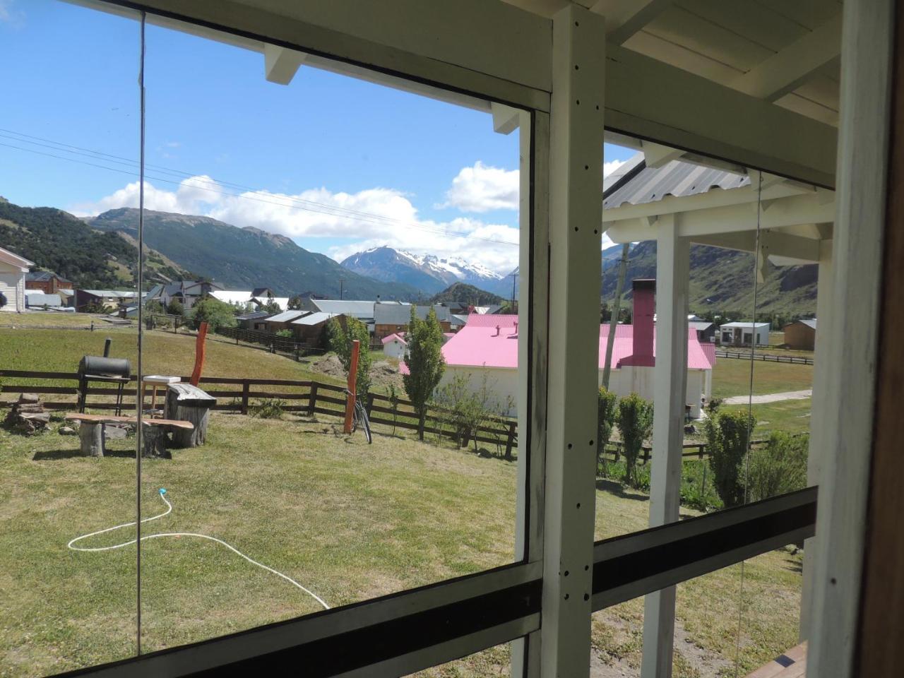 Complejo Nahuel Pan Villa El Chalten Bagian luar foto
